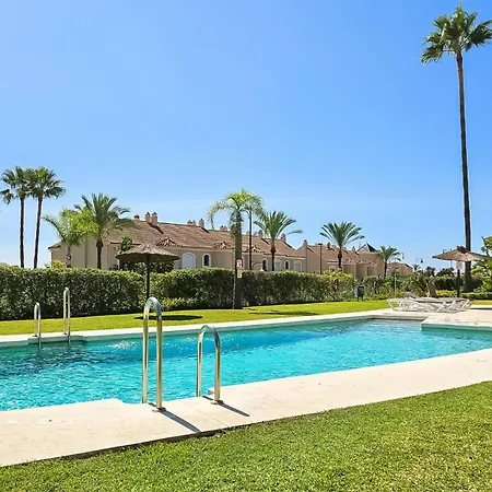 Amazing In Benahavis With Swimming Pool Holiday home