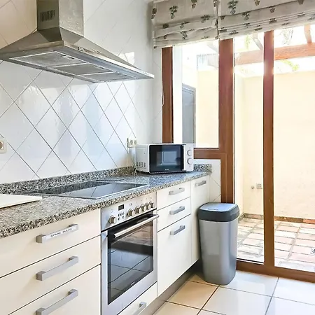 Amazing In Benahavis With Swimming Pool Holiday home *